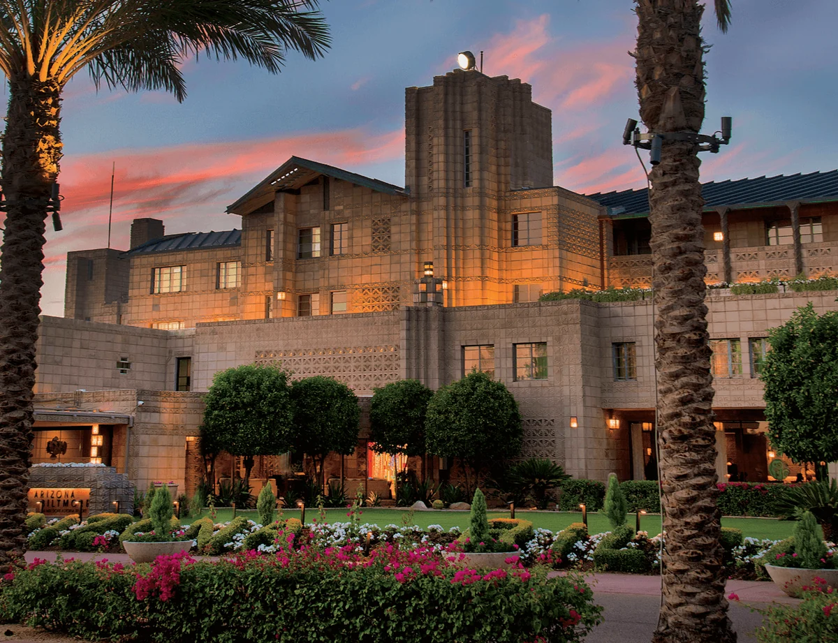 Arizona Biltmore hotel and palm-lined gardens at sunset